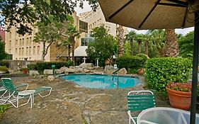 The Crockett Hotel